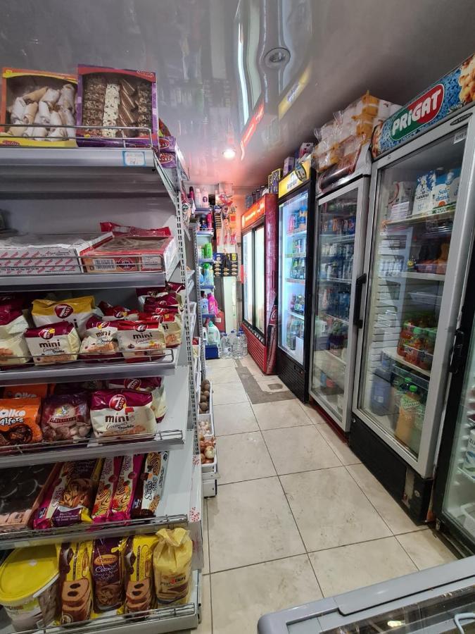 Vila Valencia アズガ エクステリア 写真